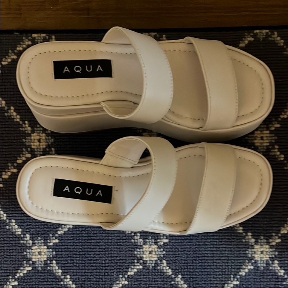 Aqua White Maxy Platform Slide Sandals with Cushioned Footbed